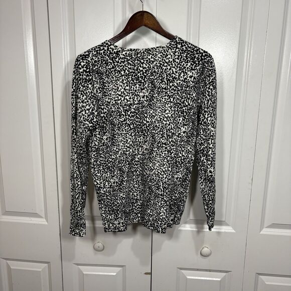 Croft & Barrow Womens M Sweater Black White Leopard Animal Print Knit Boho Chic - Picture 2 of 7